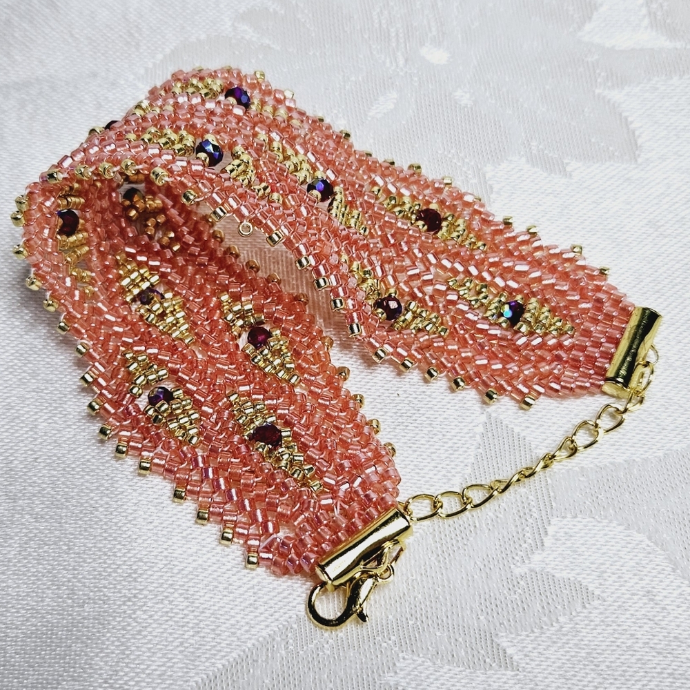 Bracelet Coral Gold Handcrafted Adjustable New / Donation